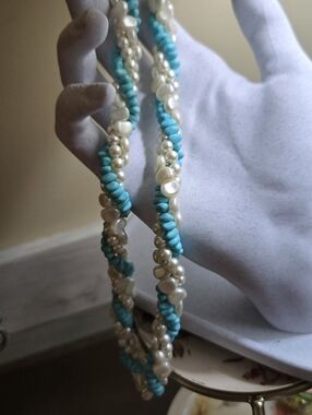 AVON 1983 "Turquoise Impressions" Necklace